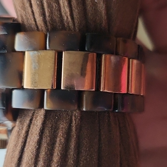 Michael Kors Tortoise Rose Gold Parker Watch w/ Crystal Accents - Picture 7 of 10